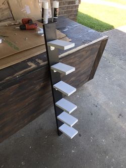 Wall mount shelving.....(2 for $30)