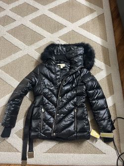 Size Medium Fur coat puffer