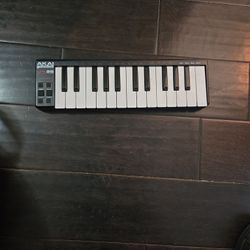Akai Professional LPK25