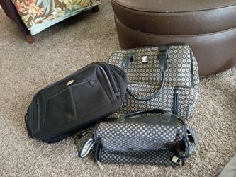 Samsonite & Protocol & Nine West  carry on luggage bags used but ing