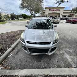 Escape 2013 titanium