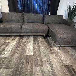 Sectional Couch Free Delivery 