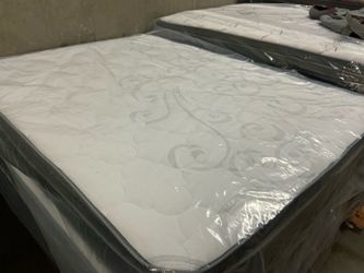 Brand new pillow top full size mattress  and box