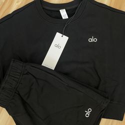Alo Yoga Sweater Short Set