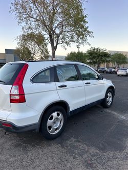 Honda CR-V White SUV