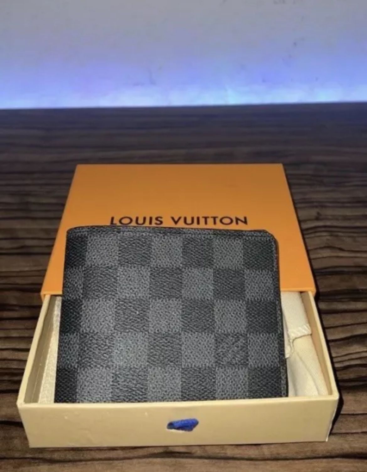 Louis Vuttion Wallet 
