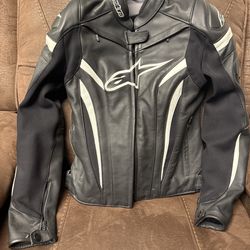 Alpinestars Stella GP Plus R v2 Leather Jacket Women Size 2 / EU 38 – Like New