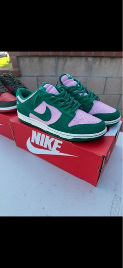 Nike Dunk Low SE 'Malachite Medium Soft Pink' size 11.5 sold for more on stock x