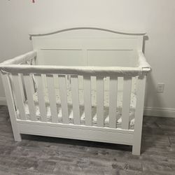 Crib And Dresser With Changing Table 