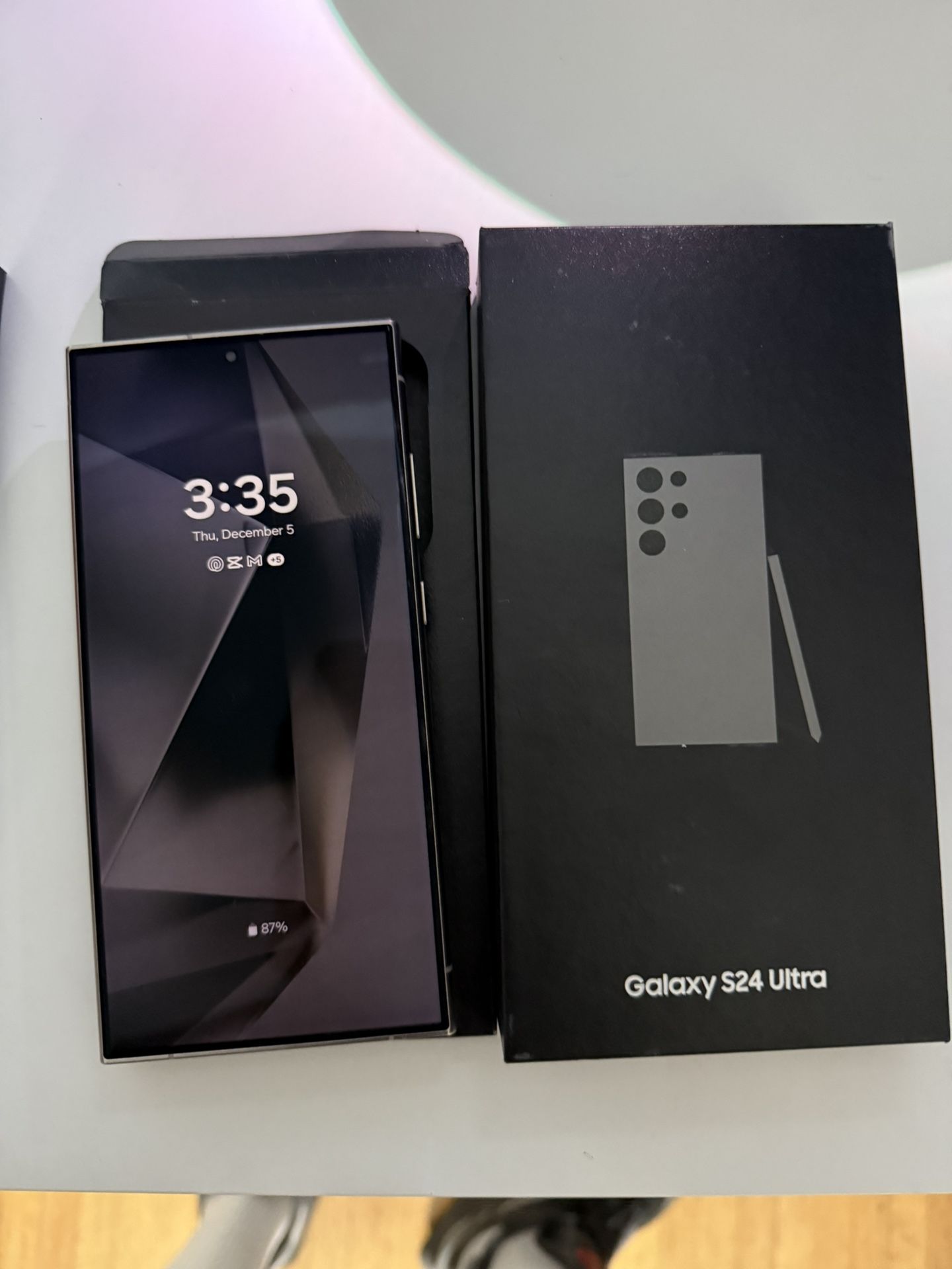 Samsung S24 Ultra $500