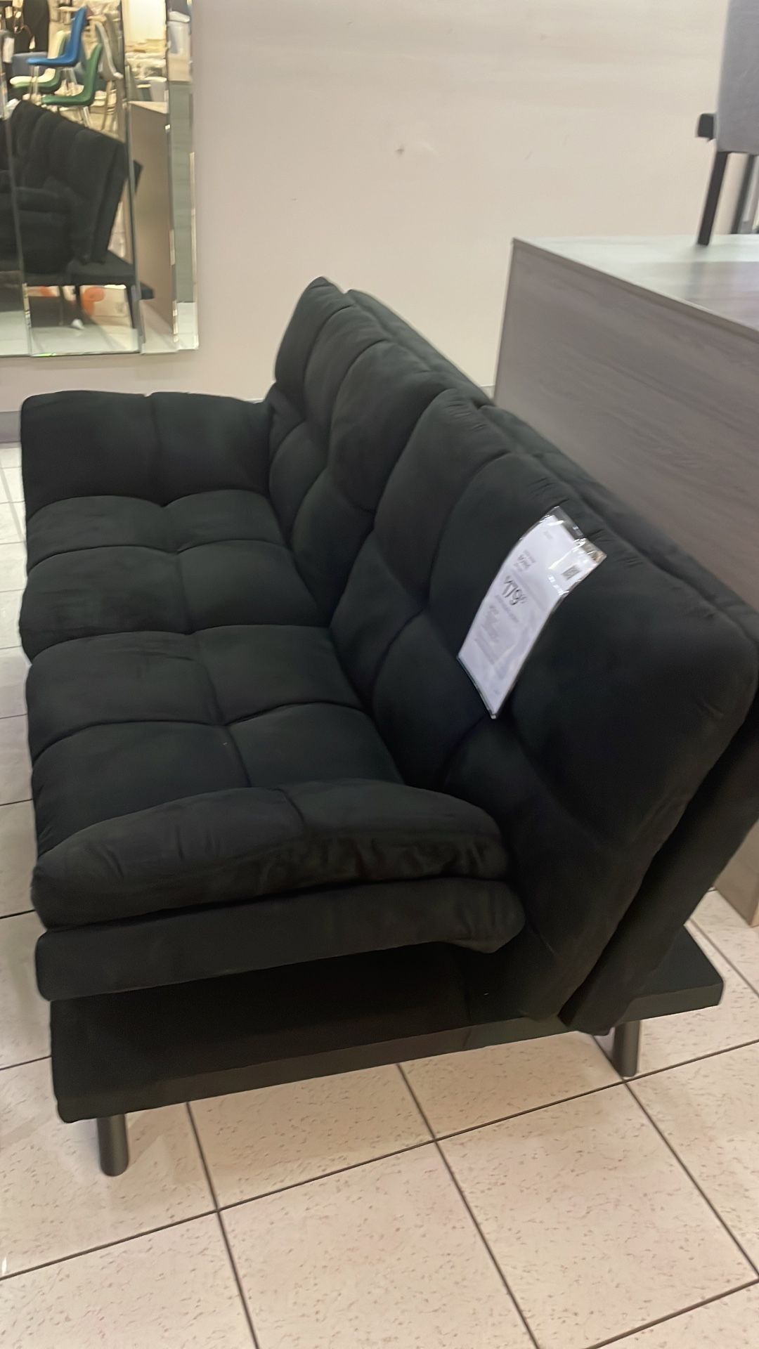 Black Futon