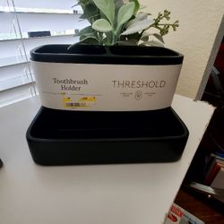 Brand New Threshold Modern Toothbrush Holder Set – Heavy, Matte Black, 2-Piece

