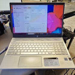 HP Pavilion 15 Laptop i7 
