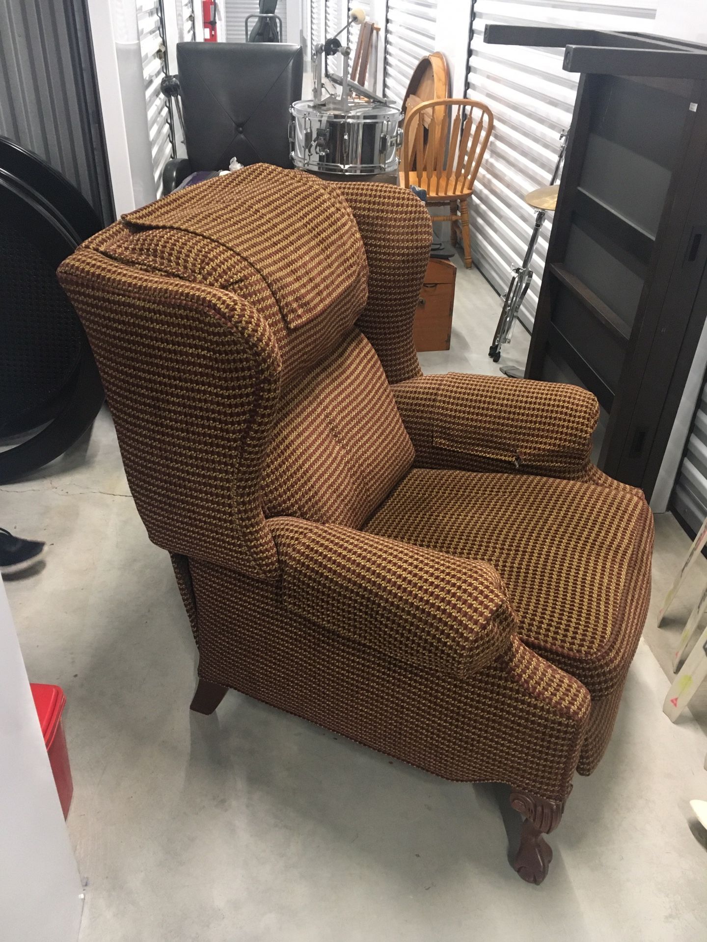 Ethan Allen Recliner!