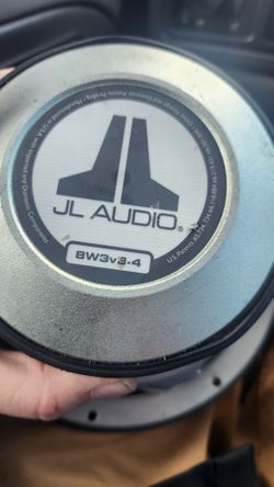 JL Audio 8W3v3
