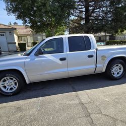 2003 Dodge Dakota