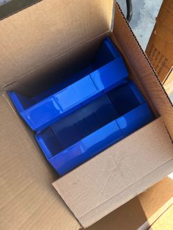 New in box stackable bins