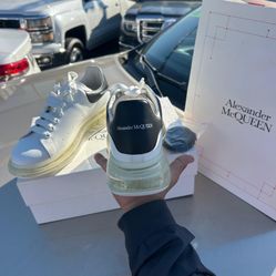 Alexander McQueen Oversized Sneaker