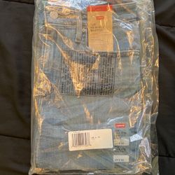 Women’s Levi 725 (Blue)