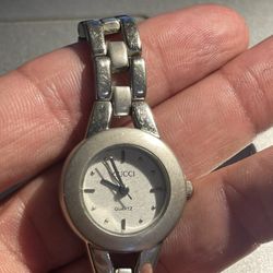 Gucci Ladies Watch 