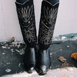 Vintage 80s Cowboy Boots Size 8