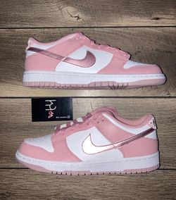 Pink Velvet Nike Dunks 7Y /8.5w