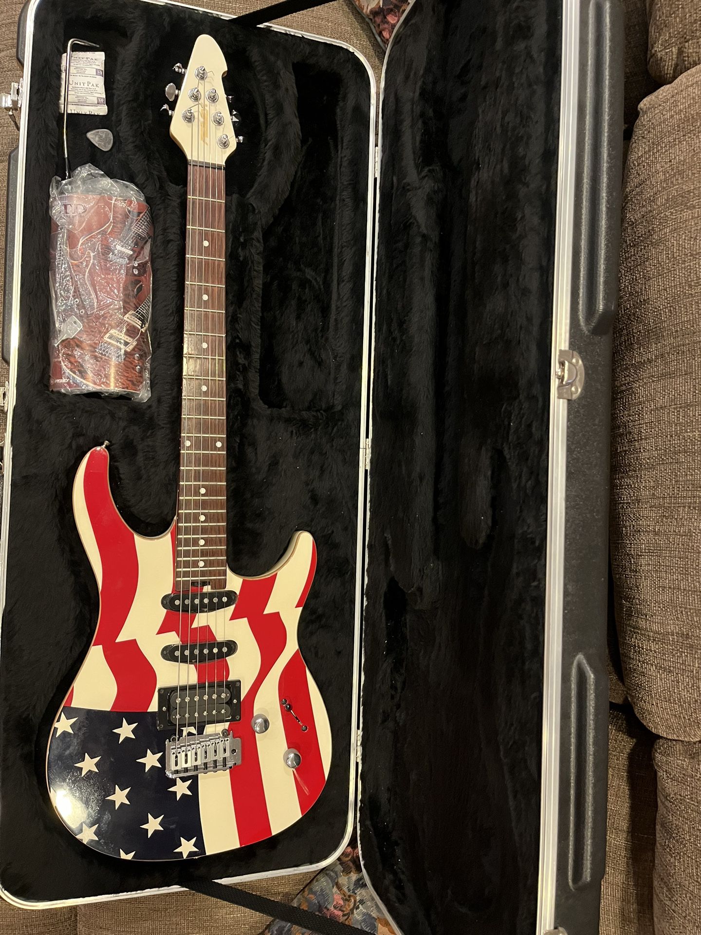 Peavey Limited Edition American Flag LTD-ST Electric Guitar (1 of 150 Ever Made) With OHSC