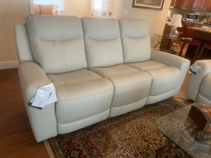 $55 Down Finance Power Reclining Sofa Loveseat Sectional Couch Sleeper Bedroom Set Queen Bed King Bed Mattress Dining Table Bunk Bed