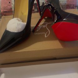 Sz 71/2 Christian Louboutin Pumps