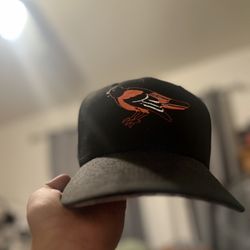 Orioles hat size 7 1/4 57.7cm