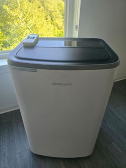 Frigidaire 4 in 1 Portable AC