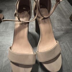 Top Moda High Heels Size 8