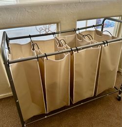 Rolling laundry basket