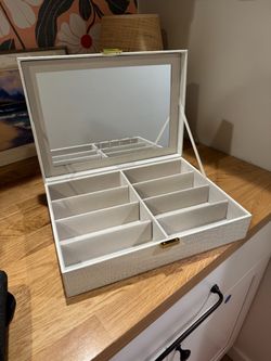 Diff eyewear Case
