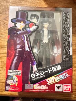 S.H. Figuarts sailor moon tuxedo mask