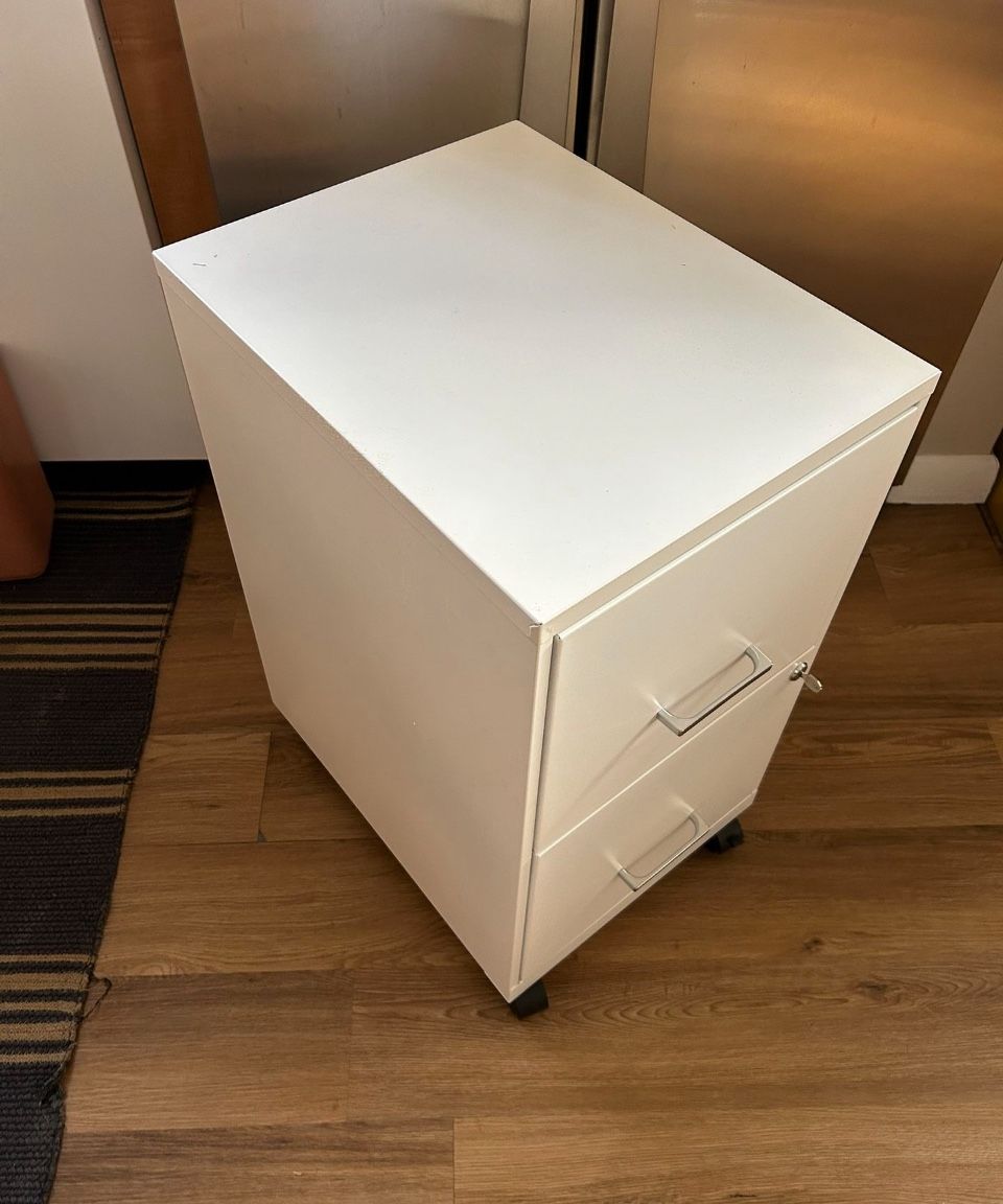 File Cabinet, Metal 2 Drawer