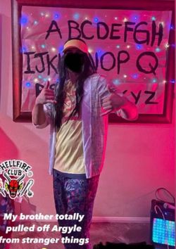 Stranger Things Argyle Adult Costume Cosplay Halloween Size M/L