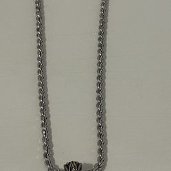 STERLING SILVER NECKLACE