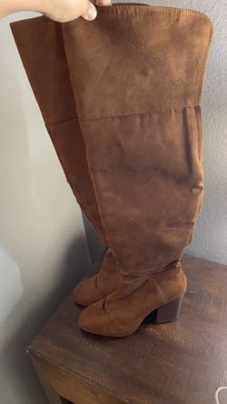 Boots Women Size 7