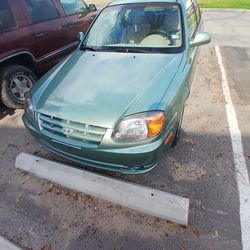 2004 Hyundai Accent