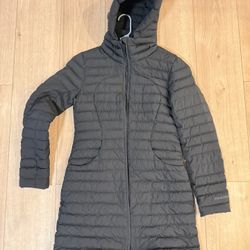Lululemon pack it down long jacket Like New , Size 6, Black