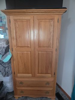 Solid White Oak King Bedroom