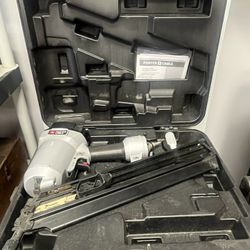PORTER CABLE FC350A FRAMING NAILER w/ case