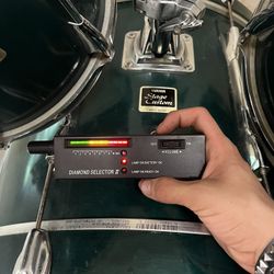 Working Diamond Tester. 