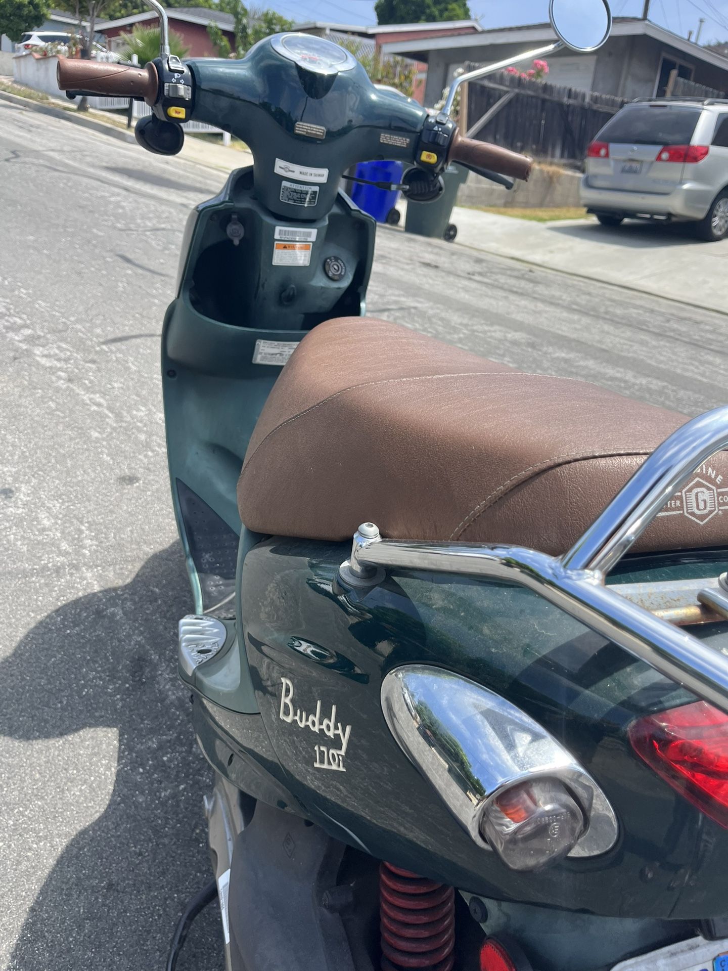 Scooter 🛵 motorbike Buddy