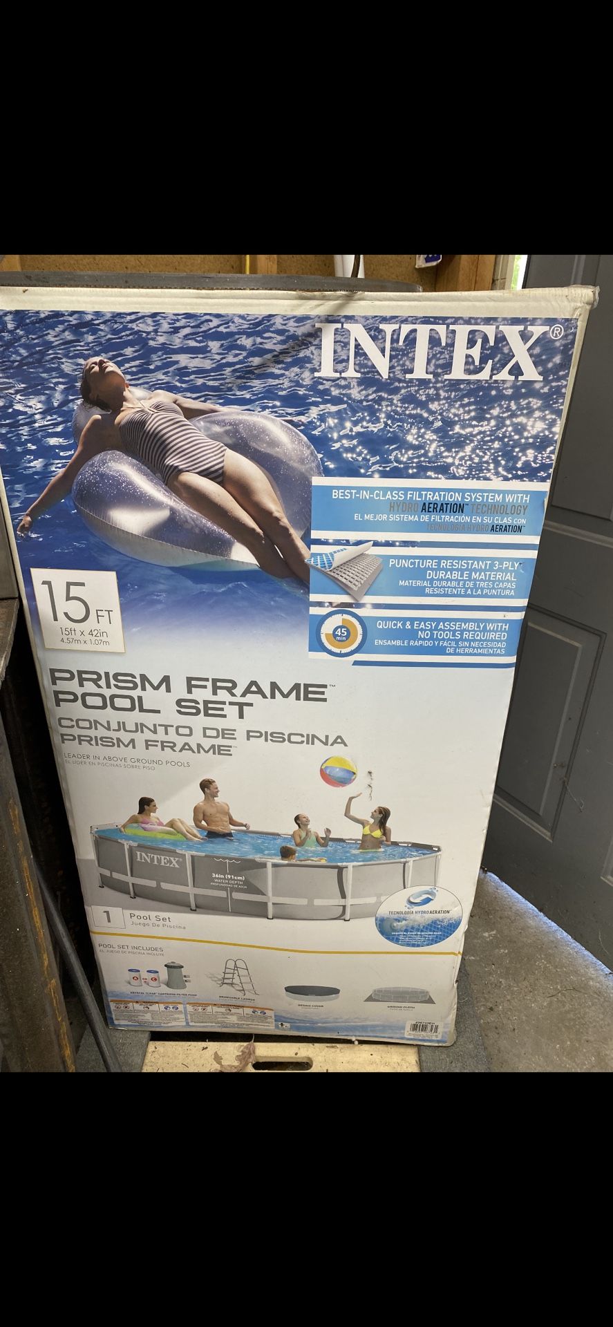 Above ground pool INTEX
