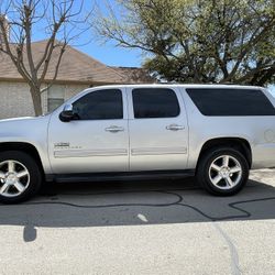 Chevy Suburban 