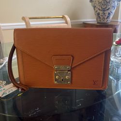 Epi LV Bag 100% Authentic 