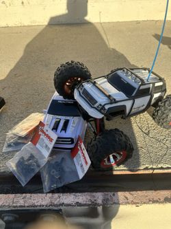1/16th Summit Traxxas Discontinued!!!