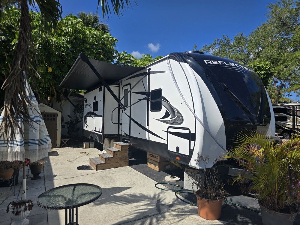 2023 Travel Trailer. RV. 36' Grand Design Reflection 297rsts